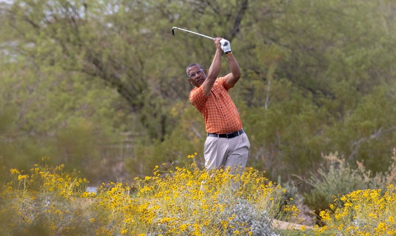 Daryl Crawford golfing